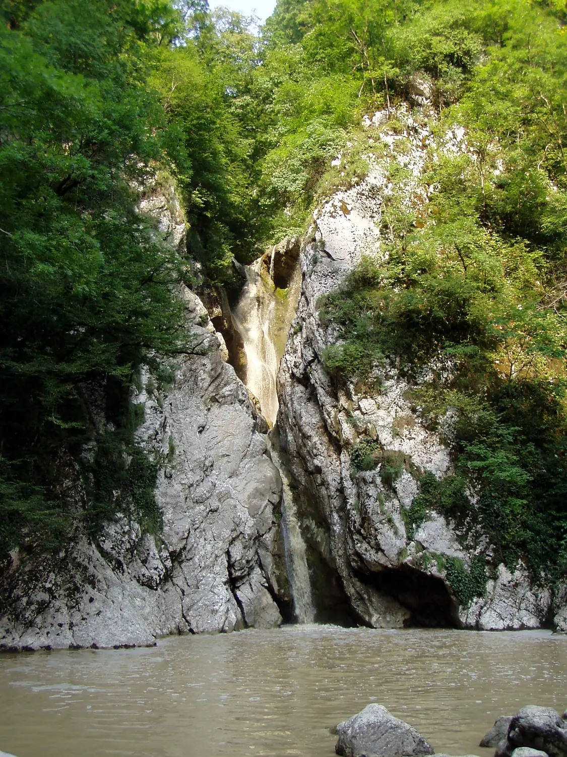 Upper Agura waterfall