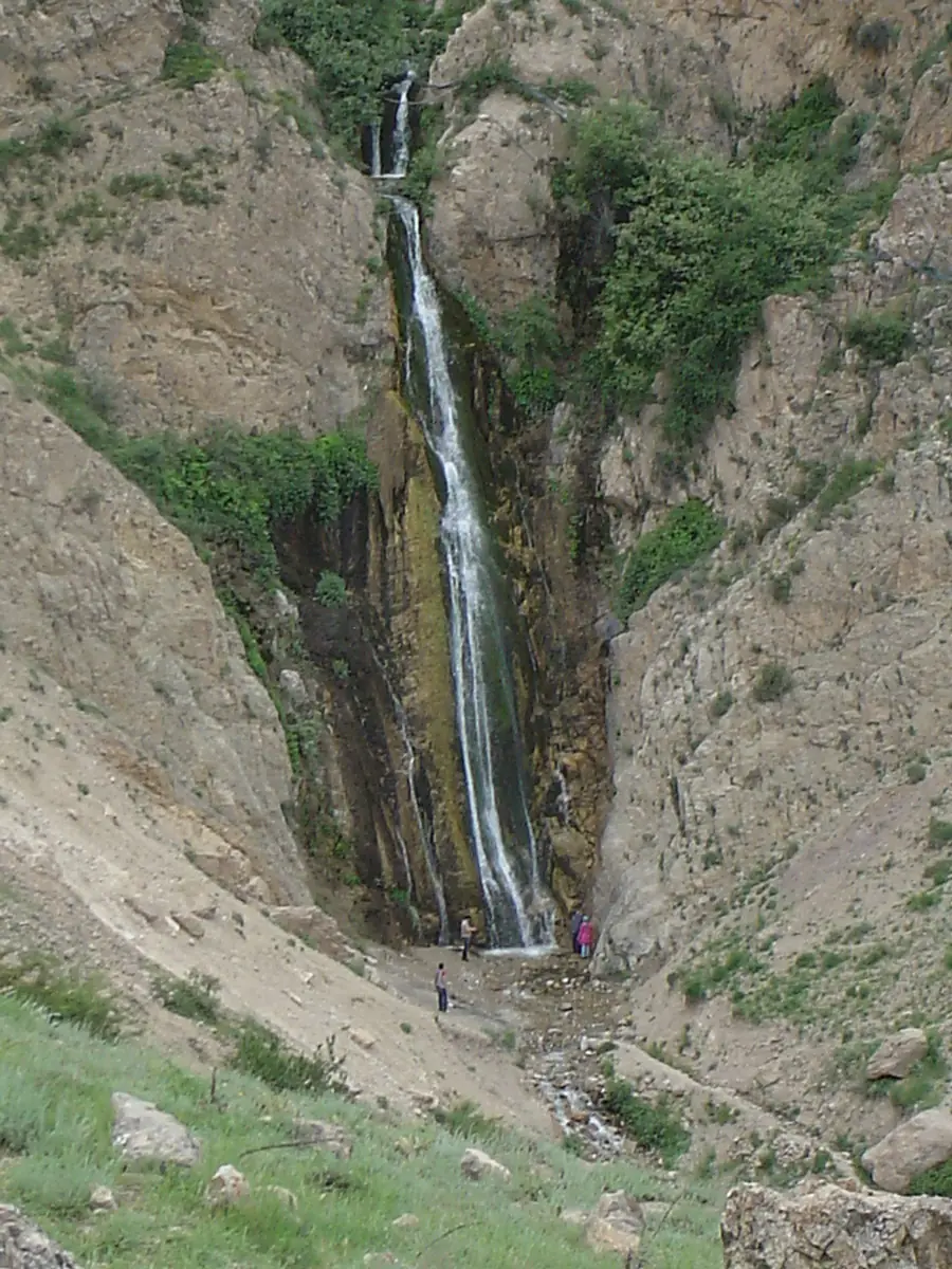 Amiri Waterfall 2 - panoramio