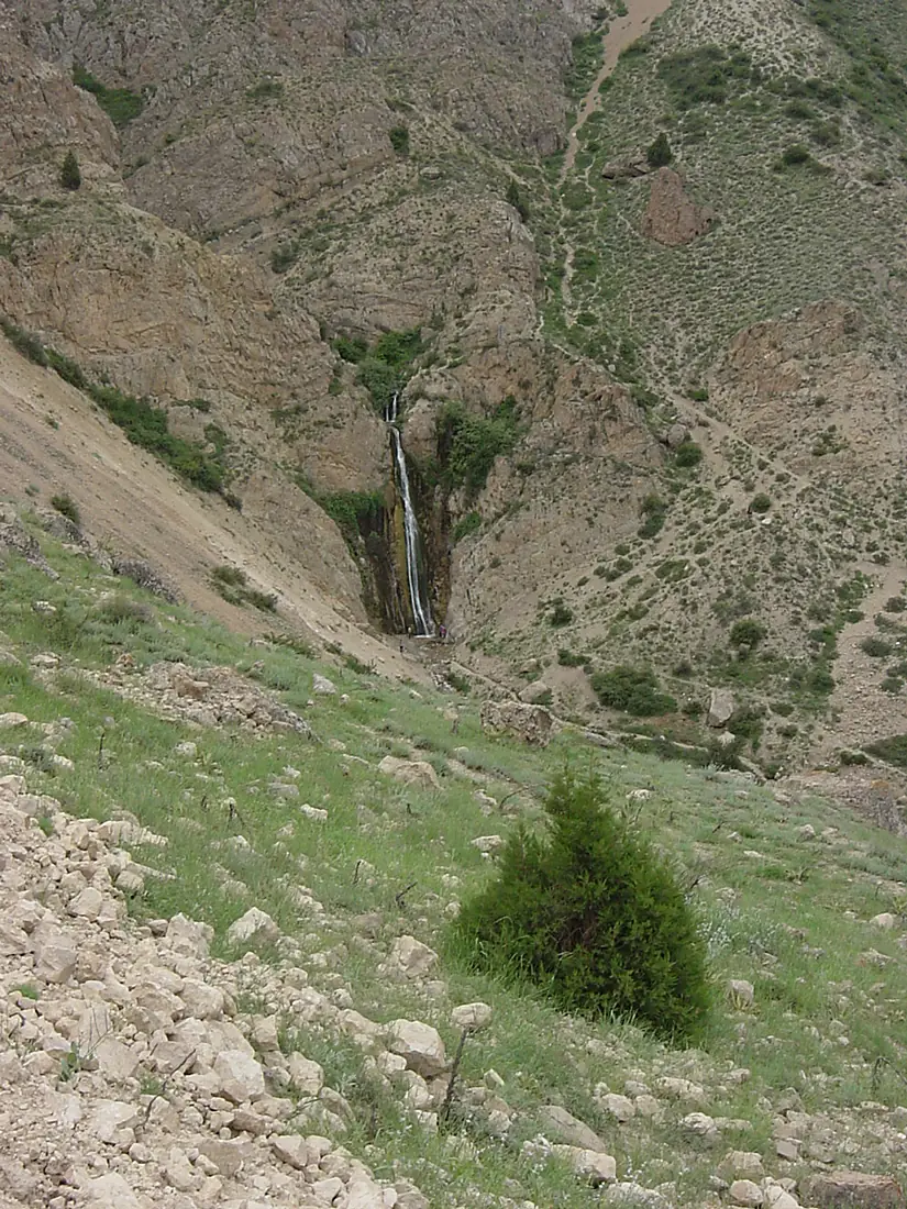 Amiri Waterfall 1 - panoramio