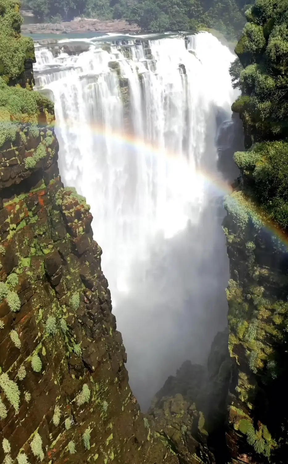 Cascada Arcoíris, Parque Nacional Noel Kempff Mercado, Santa Cruz de la Sierra Bolivia