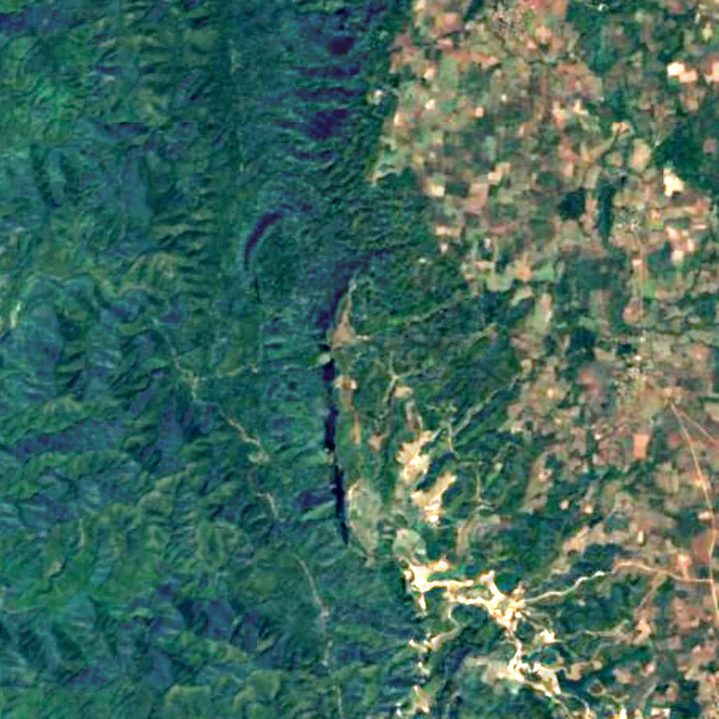 Bant-Pway-Kyinn Waterfall seen from above (Sentinel-2)