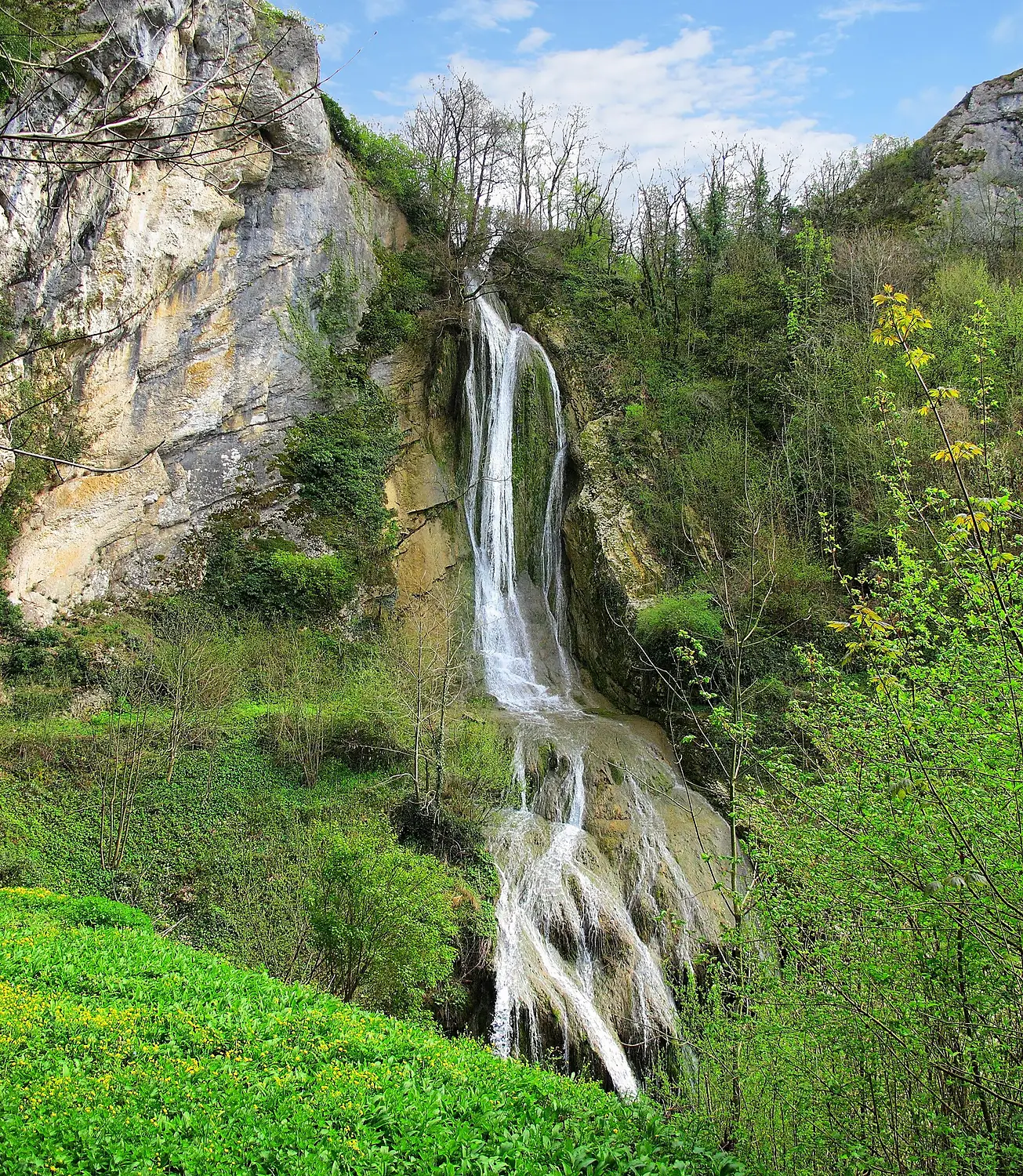 Beure, cascade du Bout du Monde