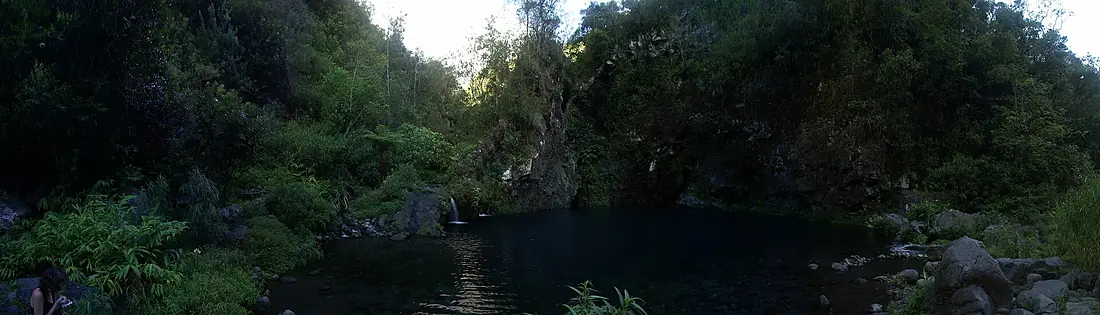 Vue panoramique de la cascade du Trou noir
