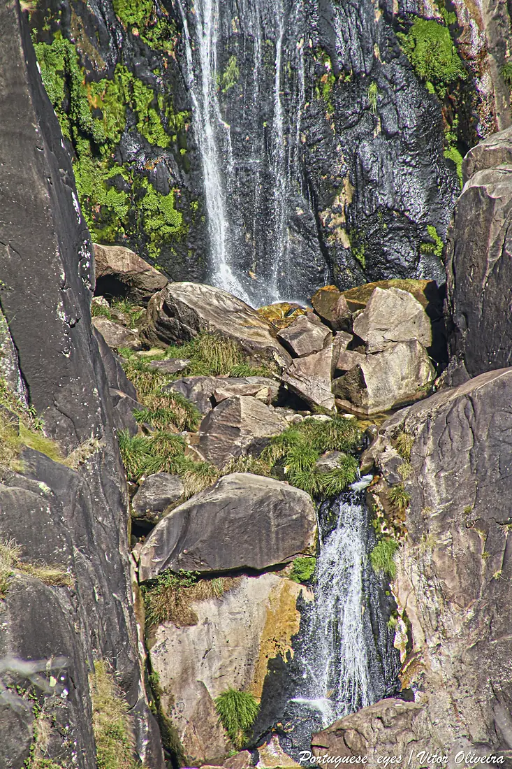 Frecha da Mizarela - Serra da Freira - Portugal (51620865031)
