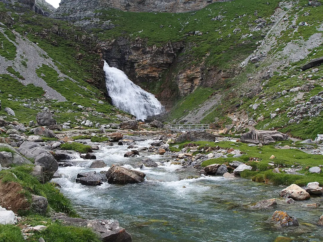 Caballo Waterfall - 2013.07 - panoramio
