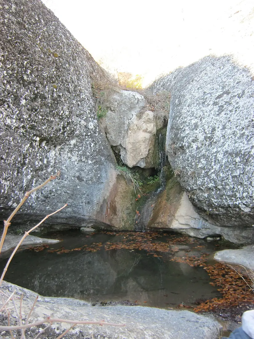 Водопад Джурла, верхний каскад, ноябрь