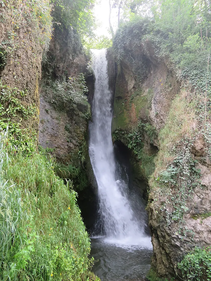 Rhaeadr Dyserth Waterfall, Sir Ddinbych, Wales - Bryniau Clwyd AONB 13