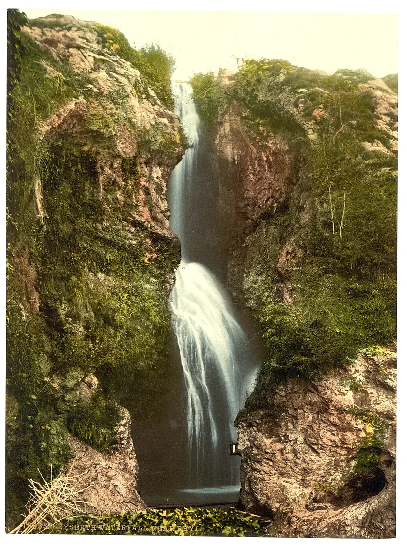 Dyserth Falls, Rhyl, Wales-LCCN2001703543