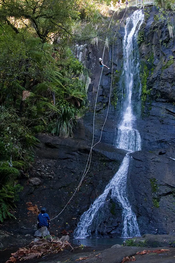 Abseiler on Fairy Falls 01
