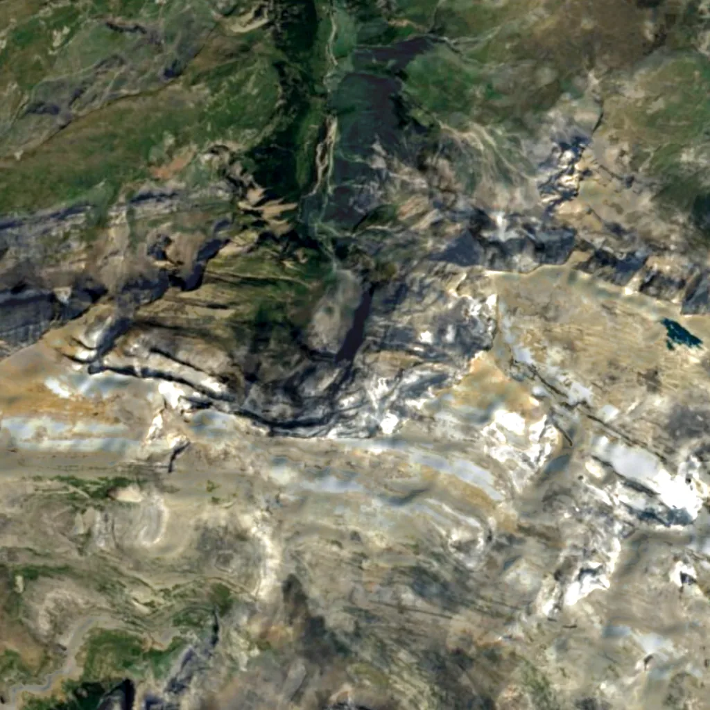Gavarnie Falls seen from above (Sentinel-2)