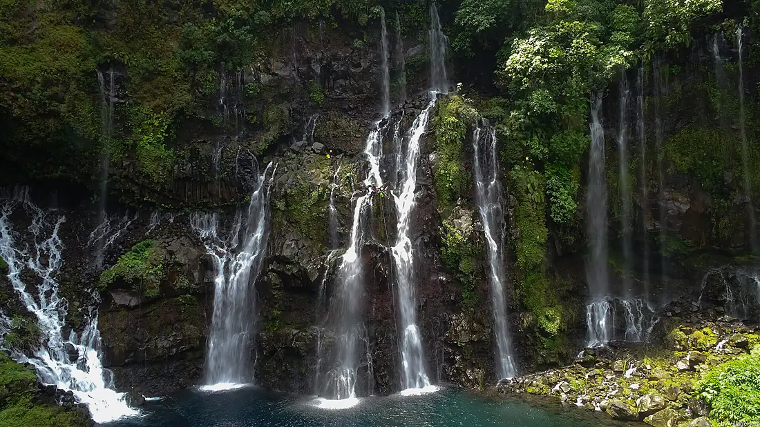 Canyoning at Cascade de Grand Galet (31183744550)