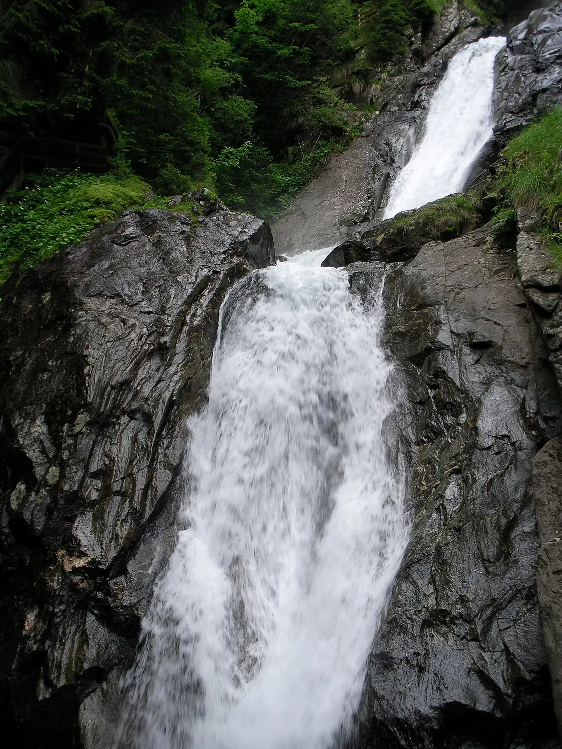 Günster Wasserfall 20110611 (2v10)
