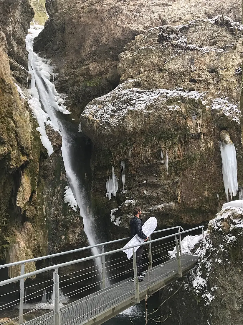 Hinanger Wasserfall im Winter