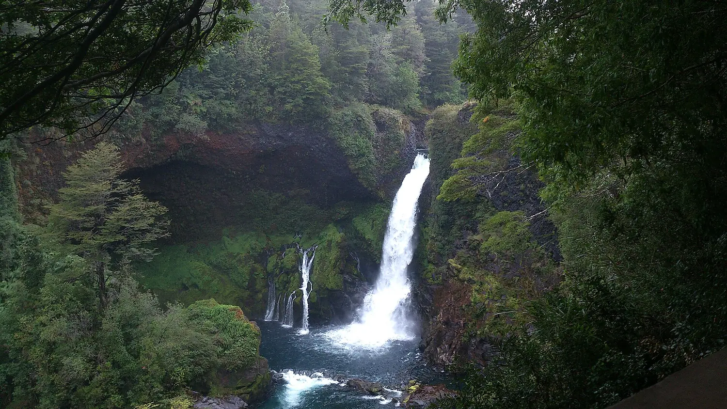 Salto de Huilo Huilo