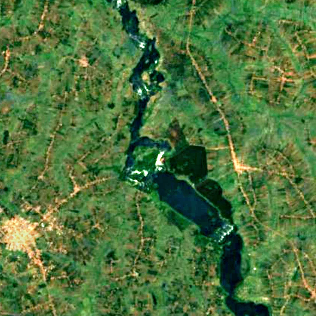 Itanda Falls seen from above (Sentinel-2)