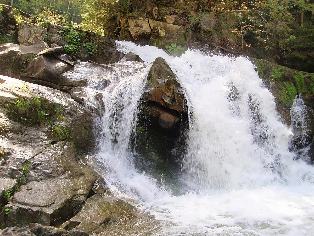 Kamenecki Vodopad