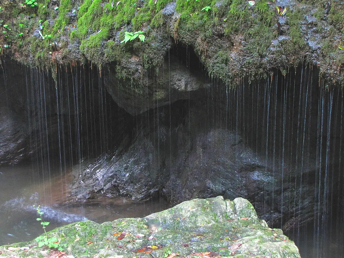 神庭の滝(玉だれの滝) - panoramio