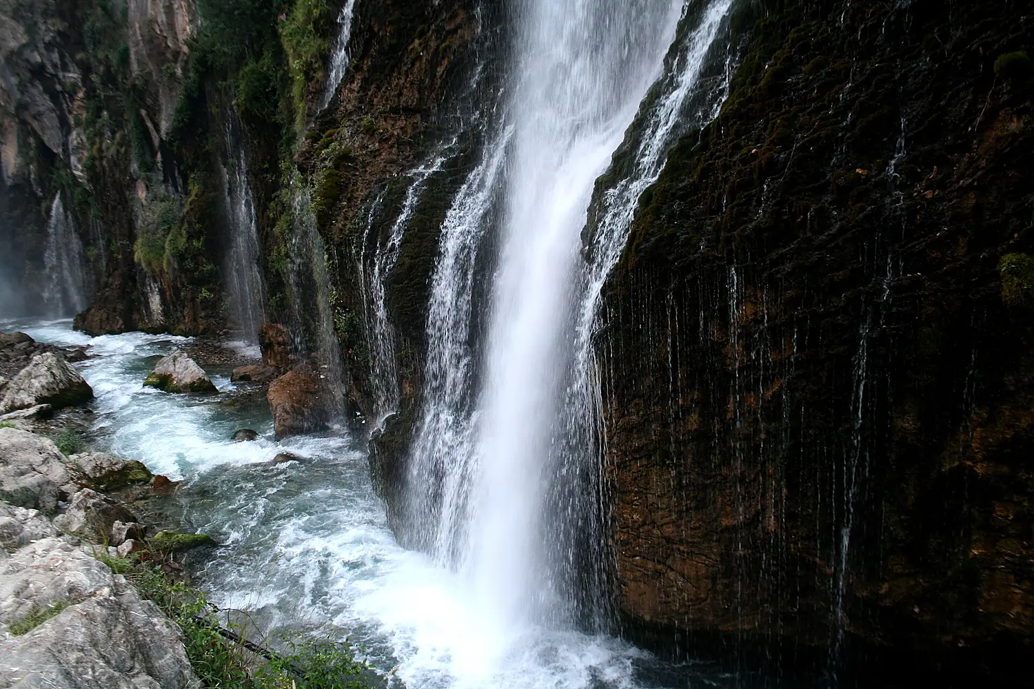 Kapuzbasi Waterfall - panoramio