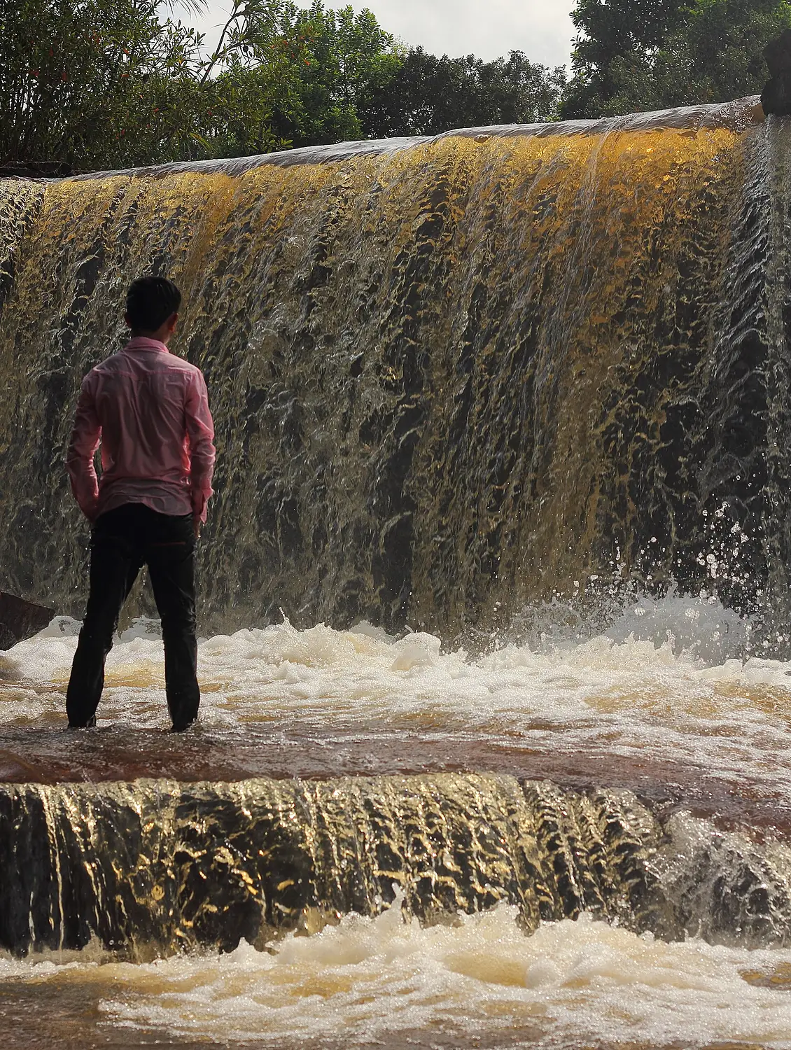 Kbal Chhay Waterfall 02