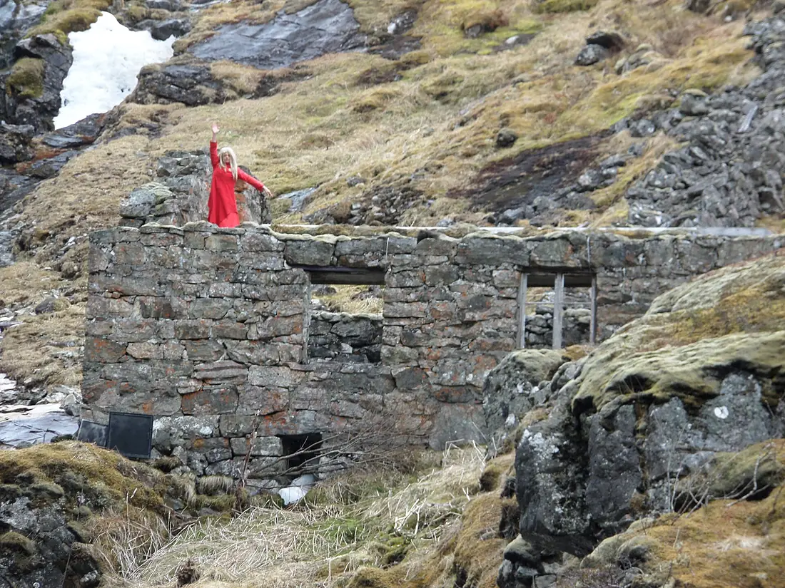 A huldra at Kjosfossen, Norway