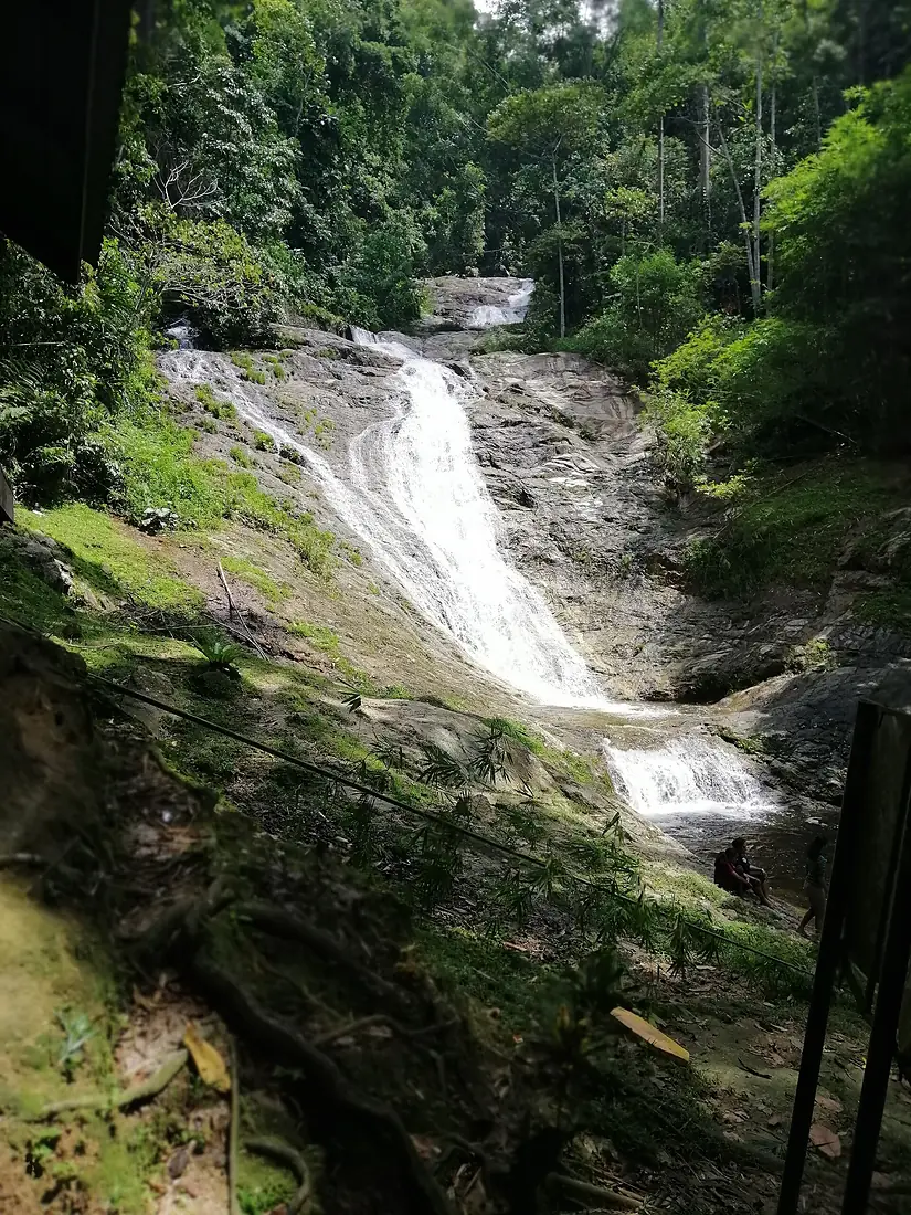 Lata Iskandar