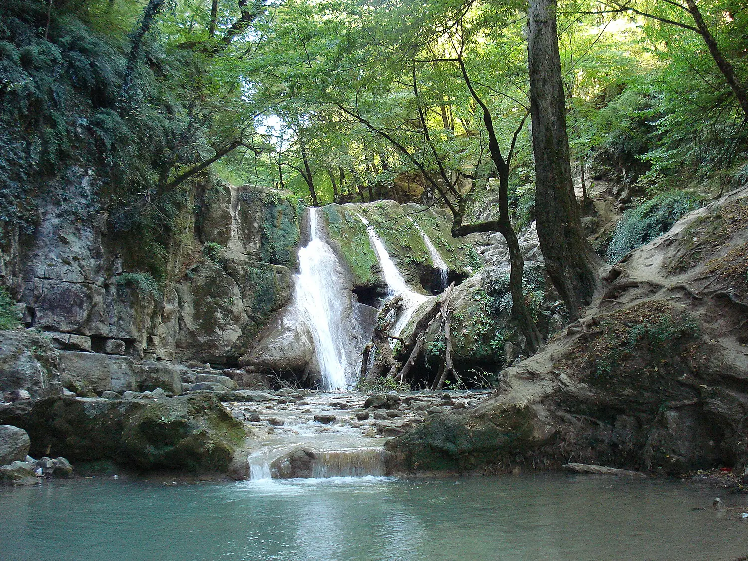 Loveh waterfall
