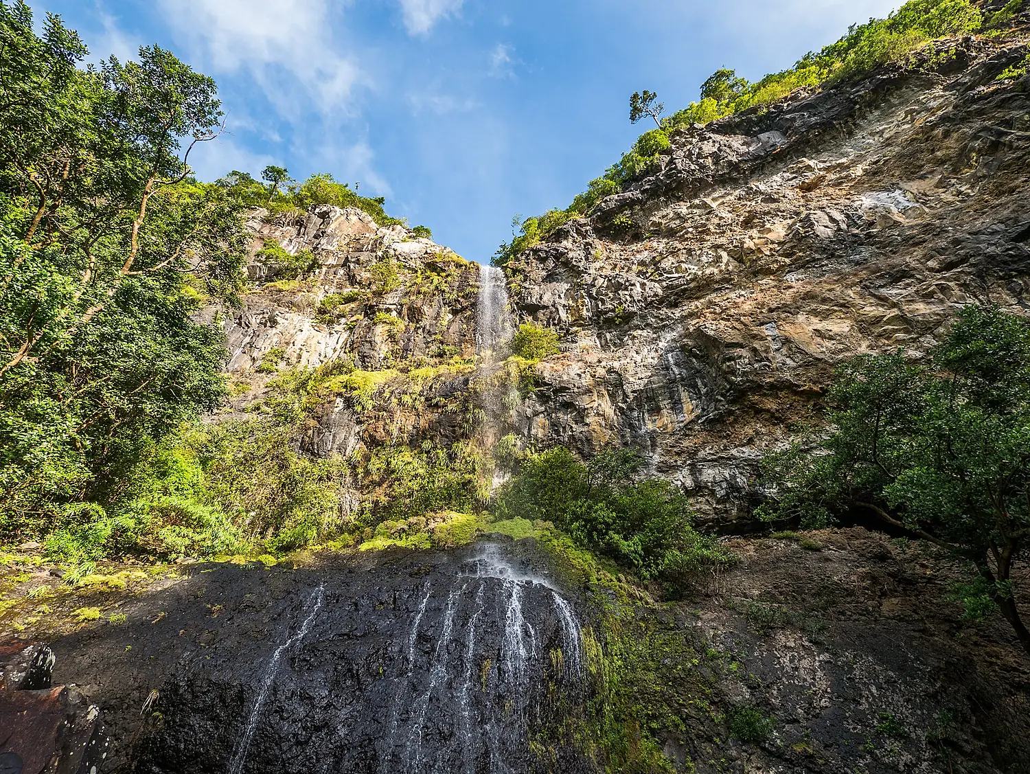 Black River Gorges National Park - Waterfall (19428299202)