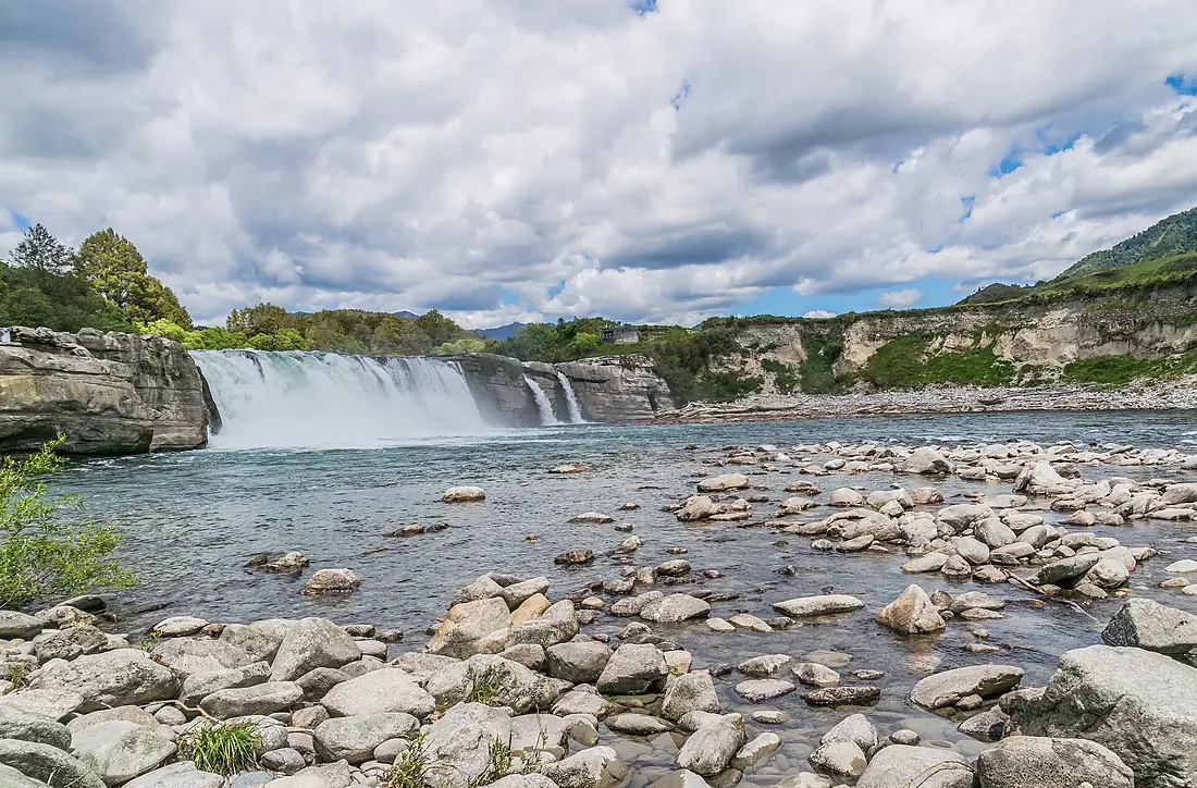 Maruia Falls 02