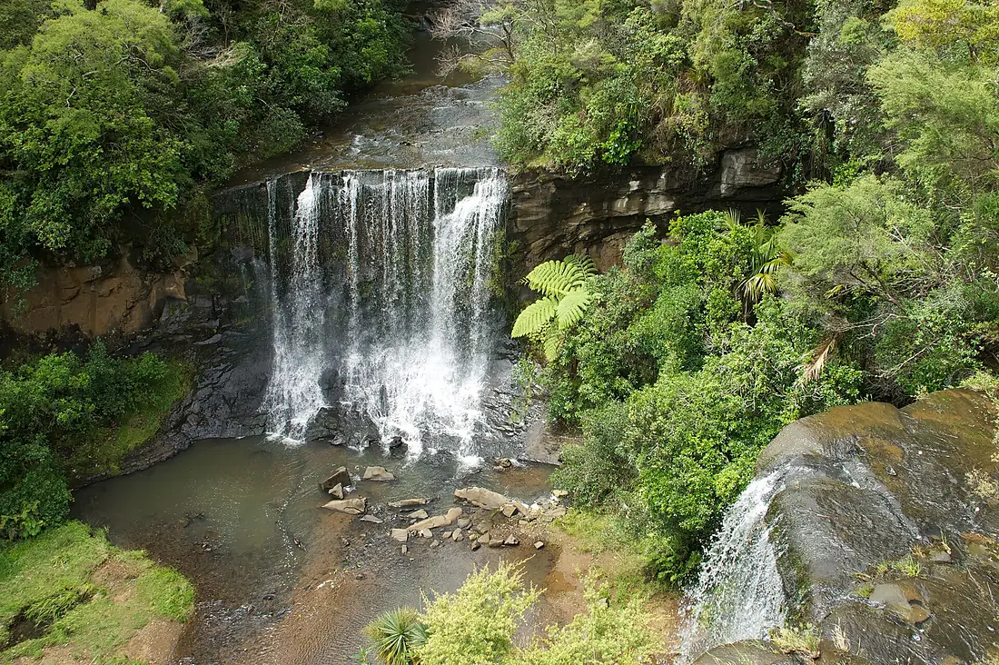 Mokoroa Falls 2014