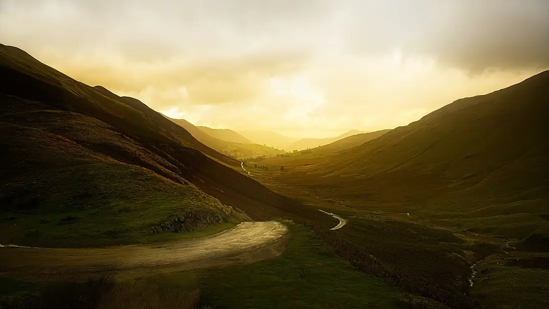 Newlands Pass morning - Flickr - mendhak