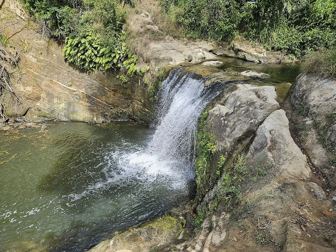 Oakley Creek waterfall 20240203 152039 01