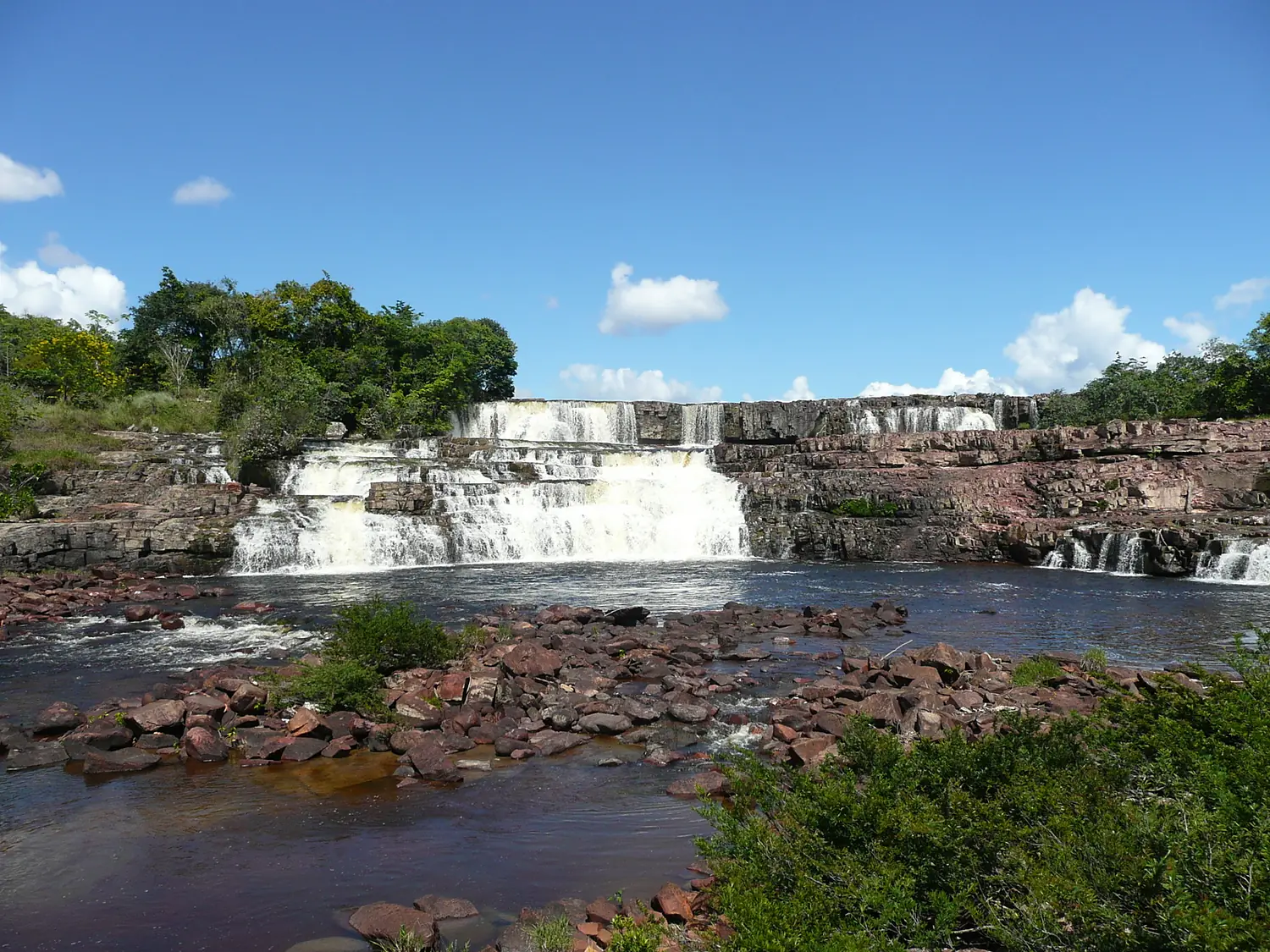 Orinduik Falls - panoramio (1)