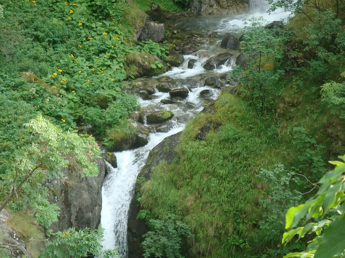 Ovcharchenski Waterfall 001