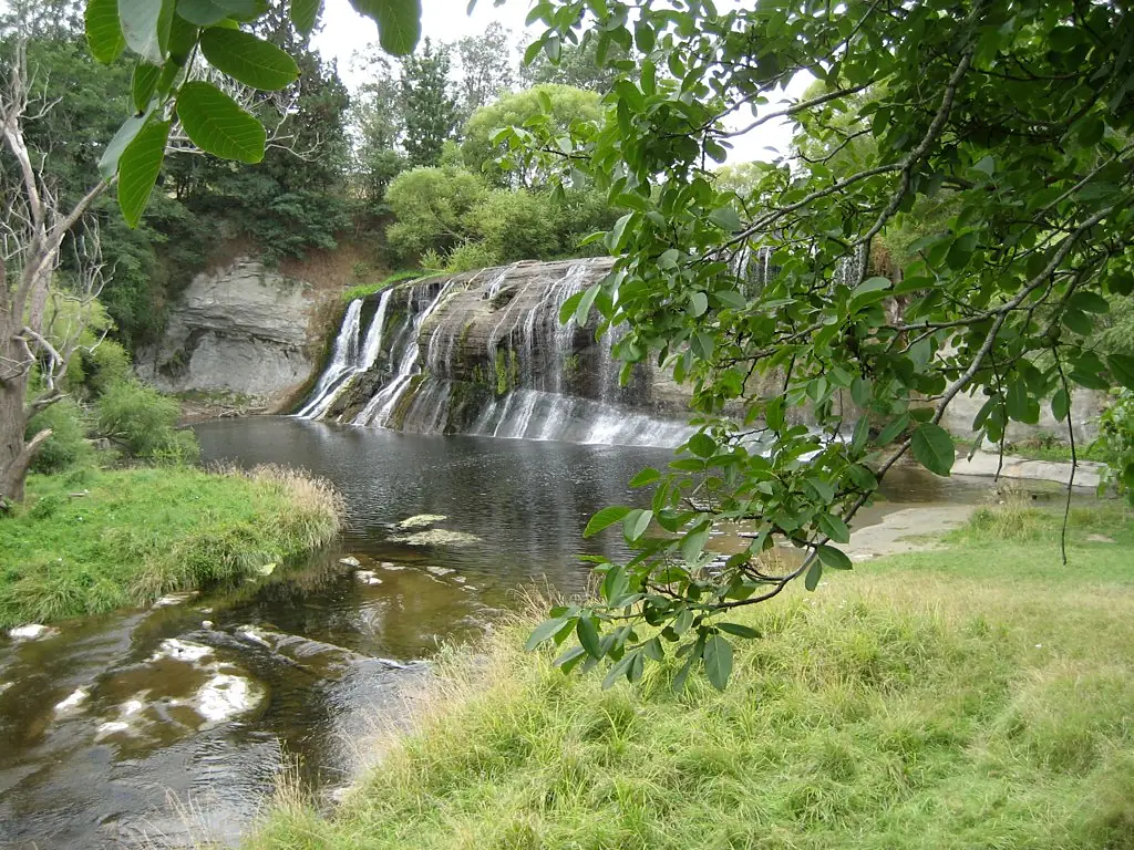 Rere Falls 3954