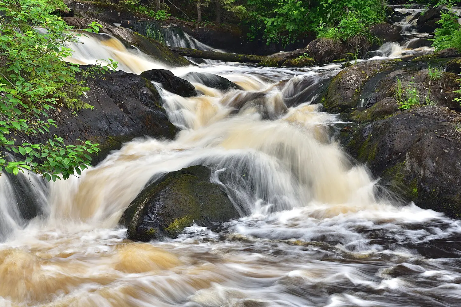 Severo-Priladozhsky reserve. Ruskealsky waterfall. Water flow