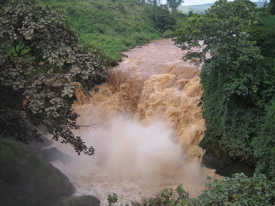 RusumoFalls1