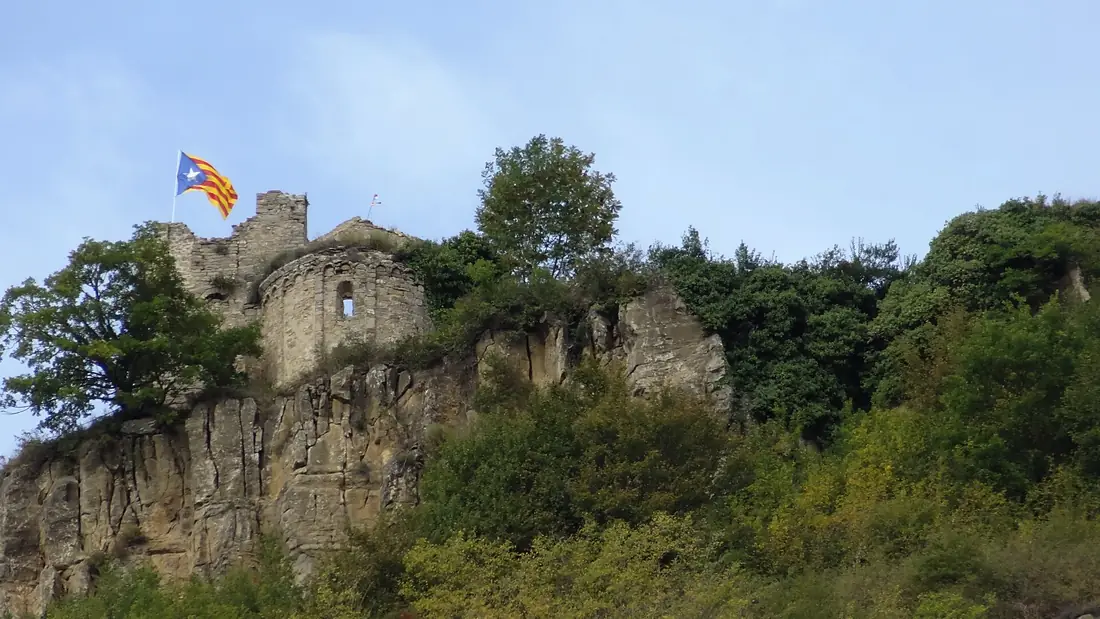 Castell de Santa Maria de Besora (Besora Medieval castle). Osona - panoramio
