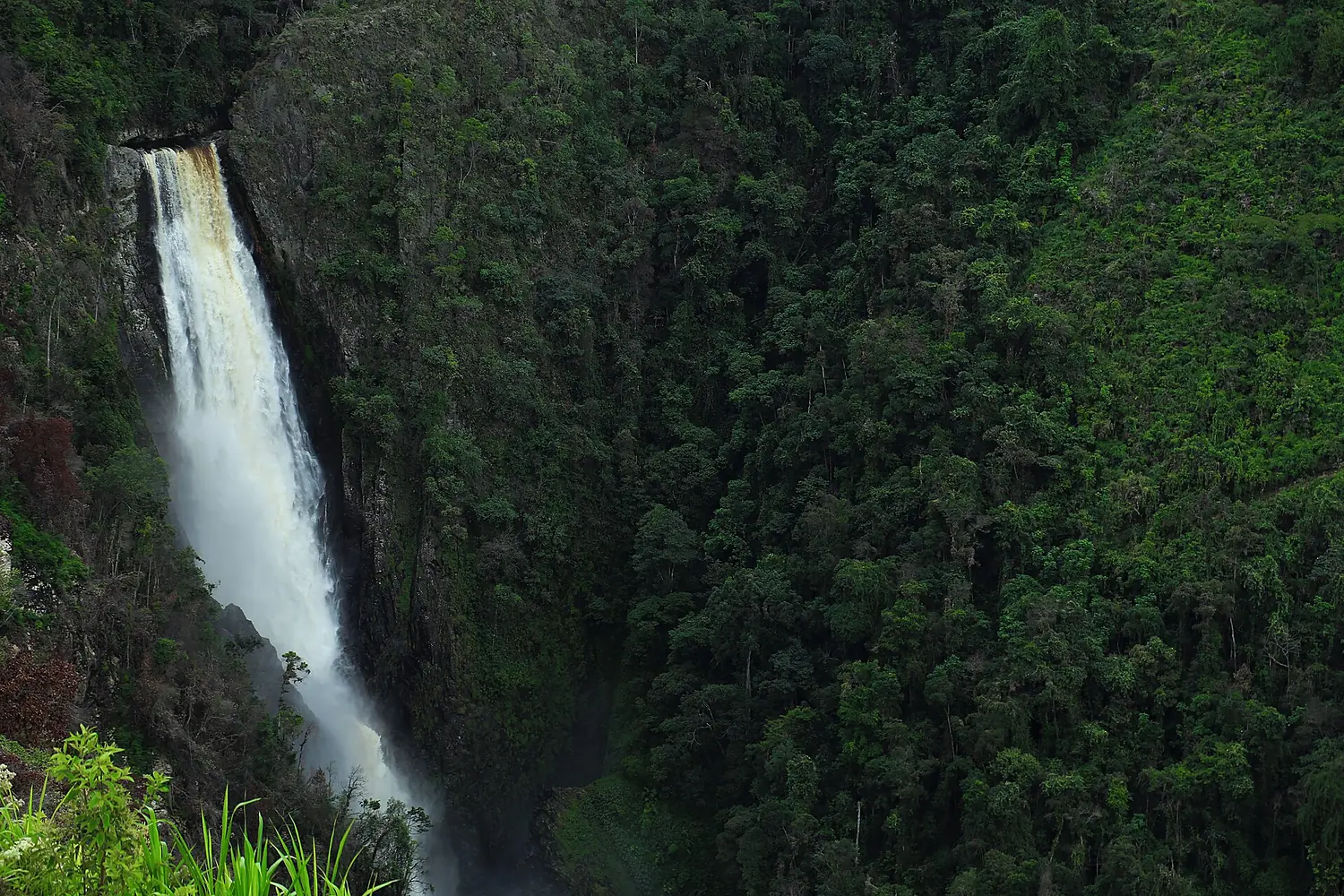 Salto de Bordones, Isnos, Huila - panoramio