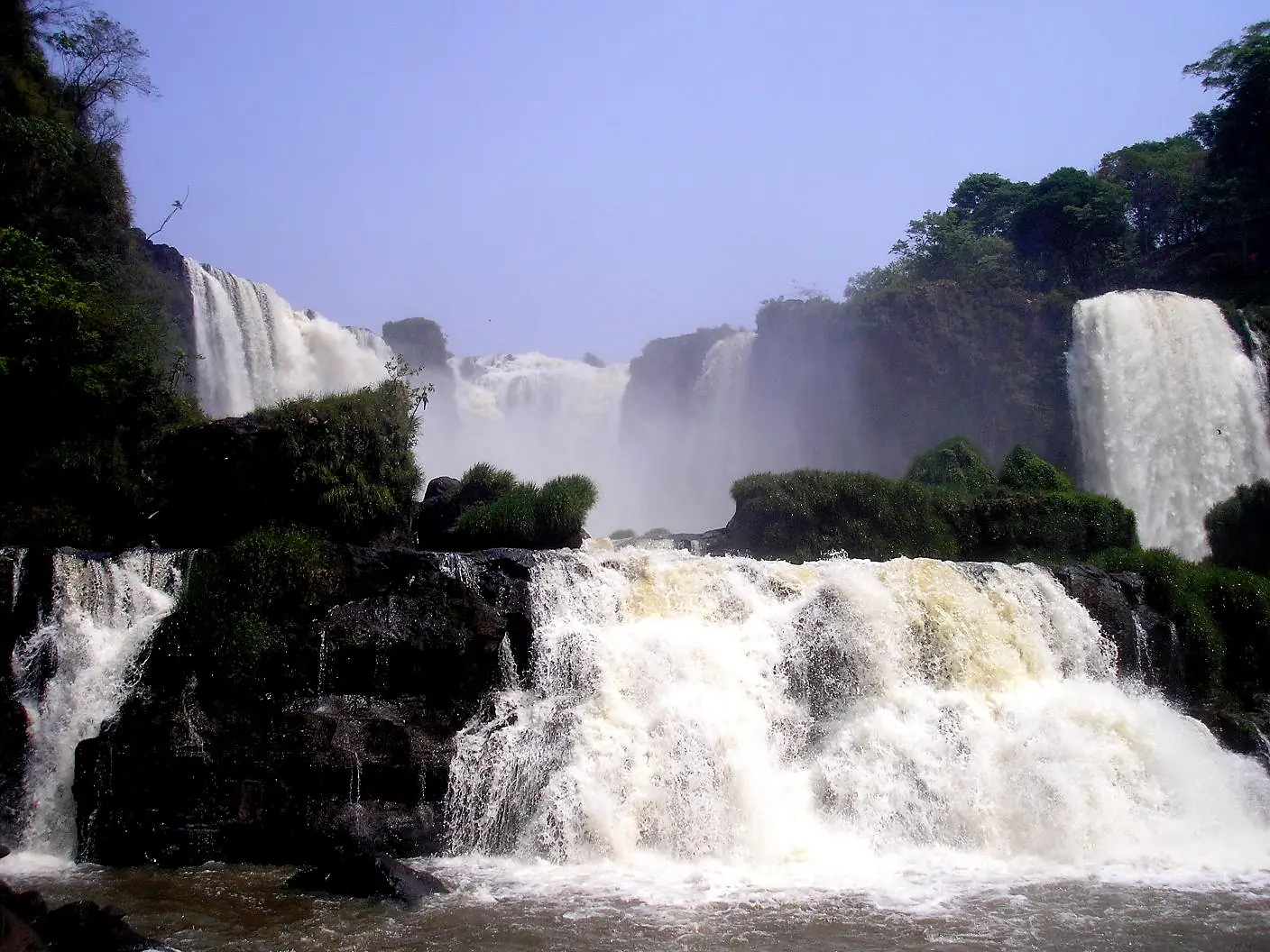 Saltos del Monday111