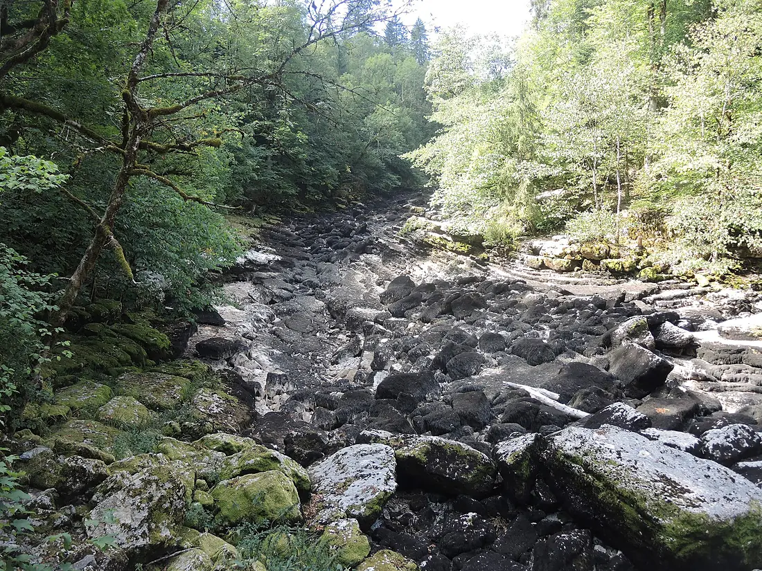 Doubs ausgetrocknet Sommer 2022