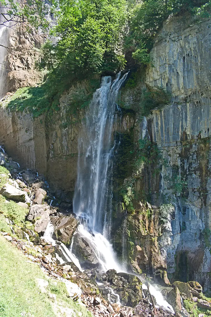 Amden Seerenbach Falls 1