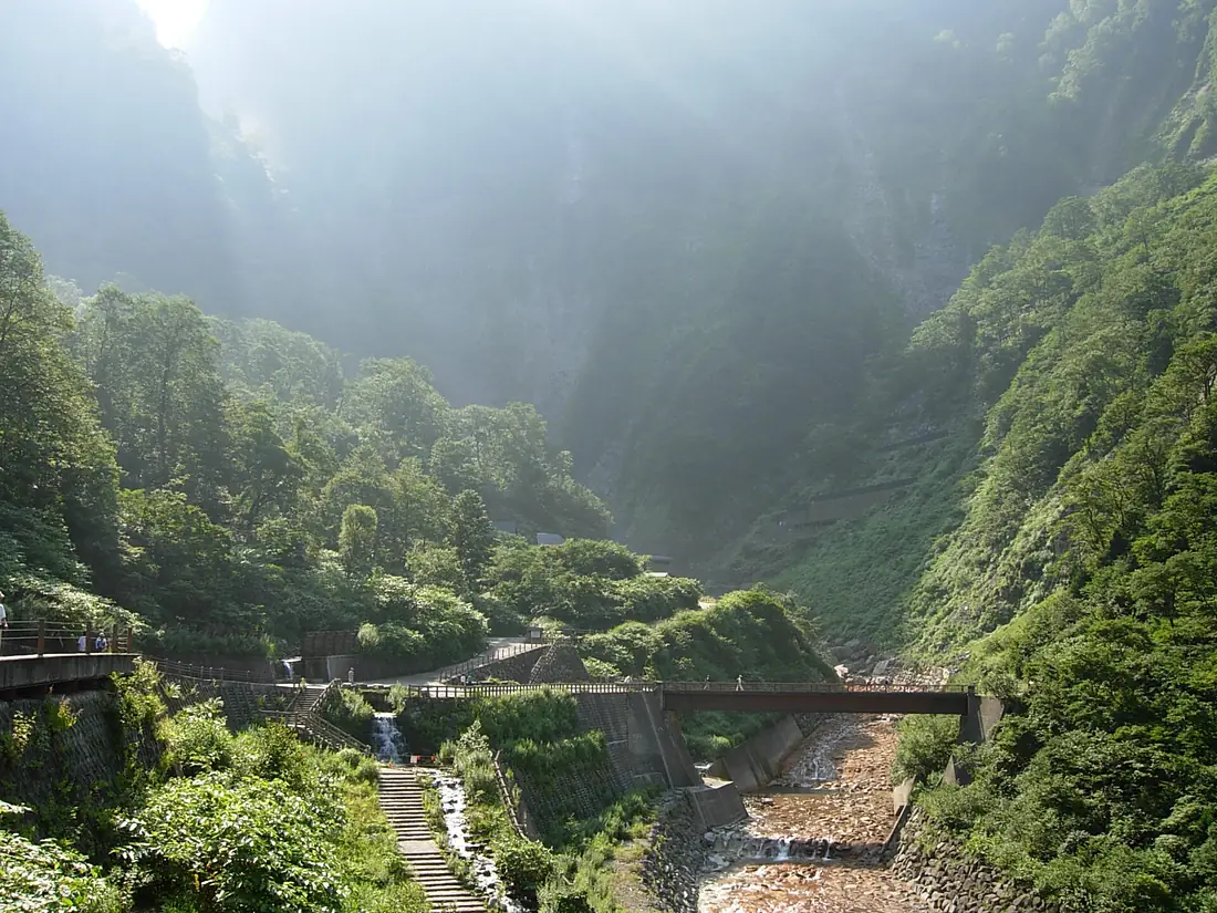 Gorge leading to Shomyo Falls (2006)