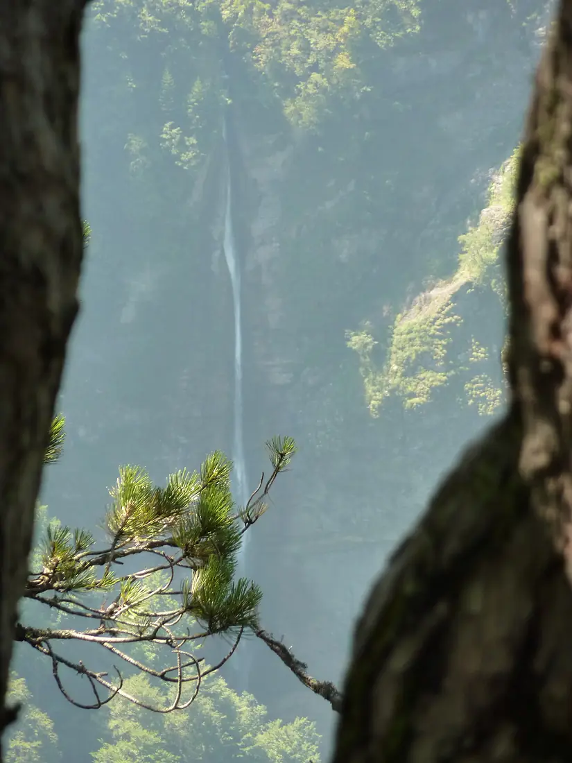 Skakavac Waterfall (7901931304)