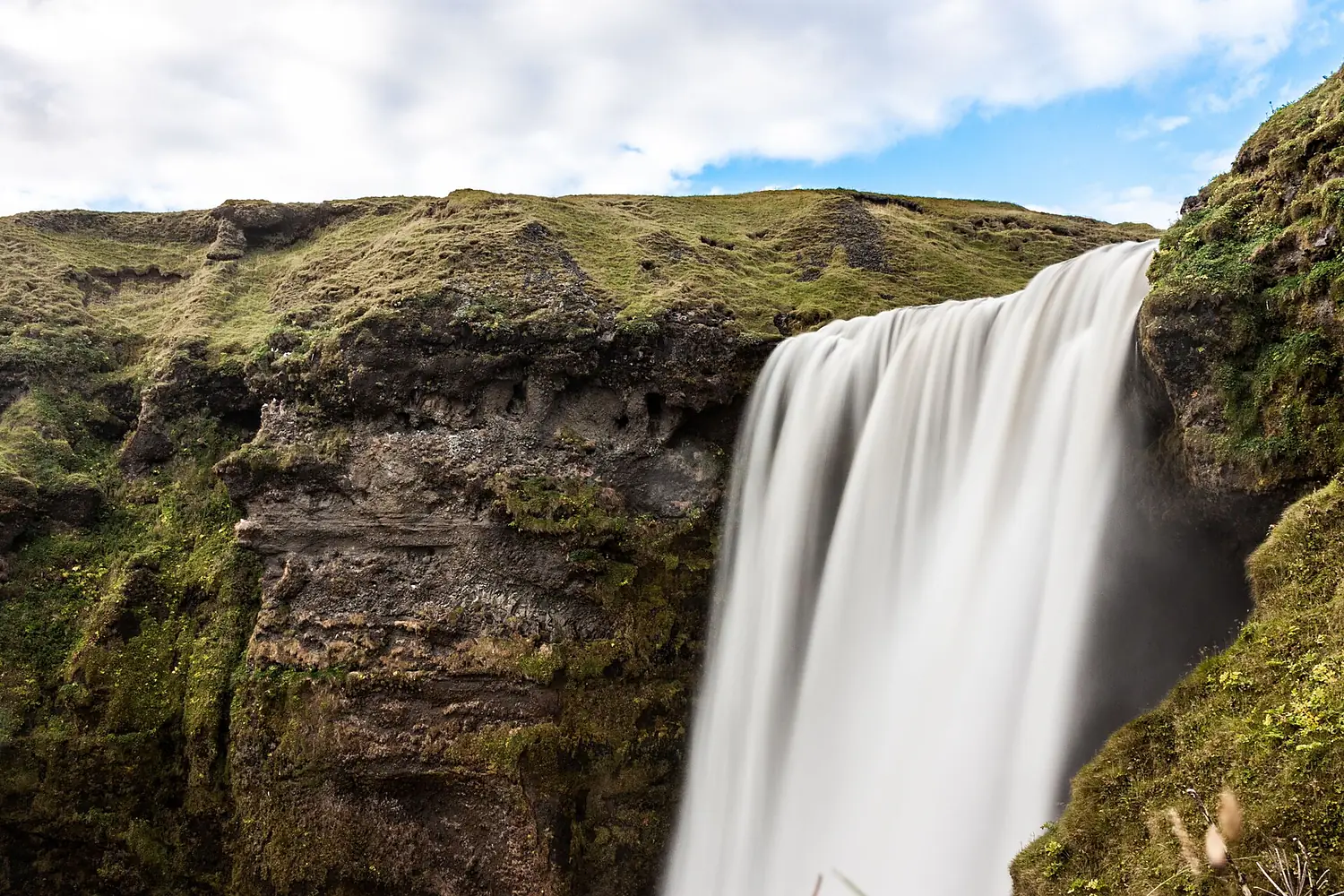 Skógafoss - Front view