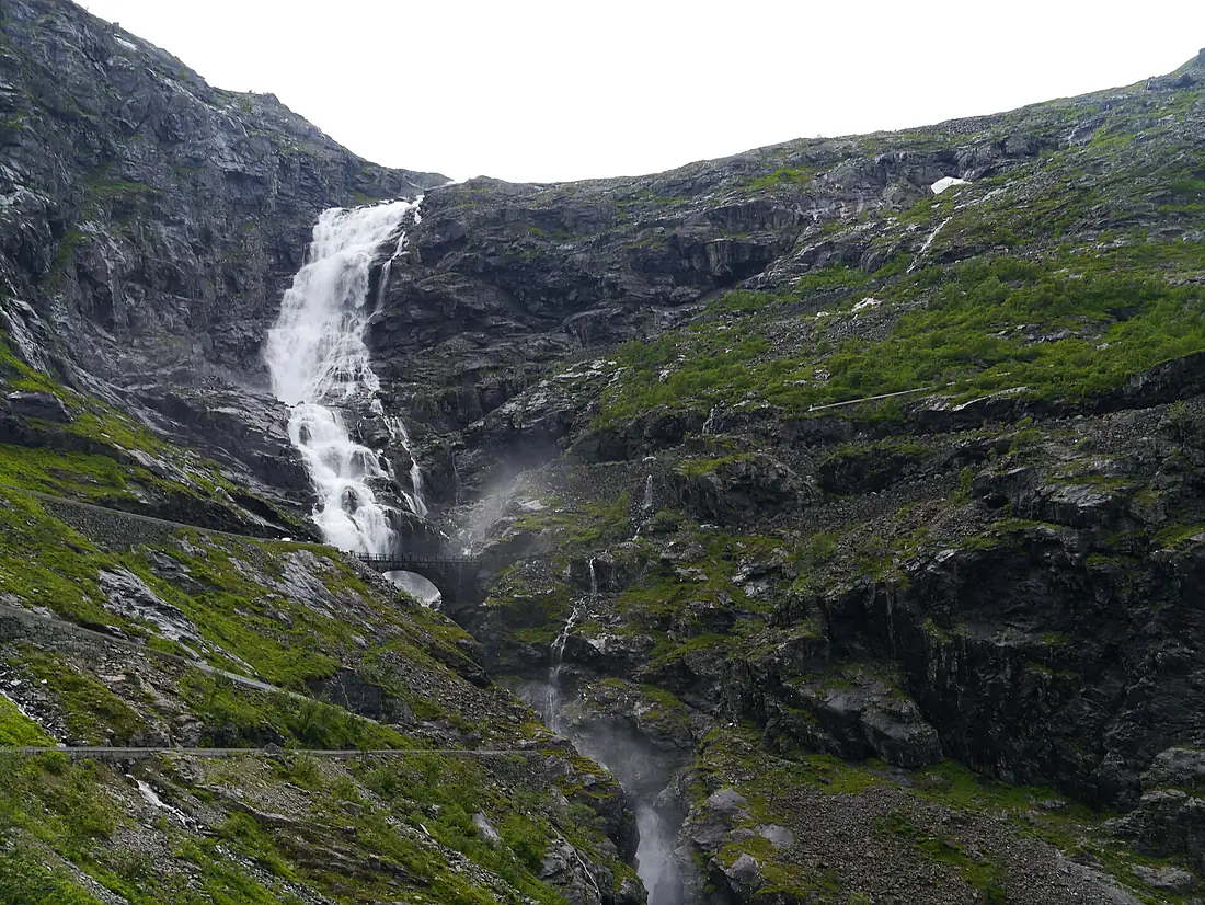Möre og Romsdal Trollstigen Stigfoss 2