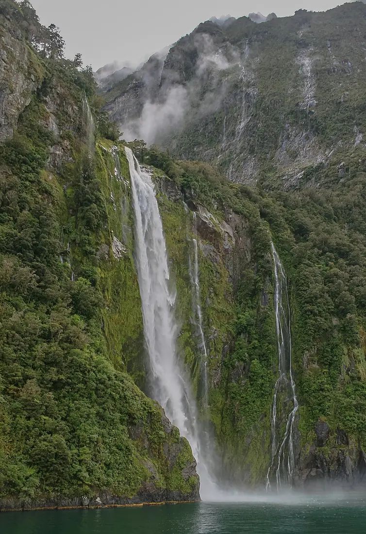 Cascada Stirling, Milford Sound-Nueva Zelanda07