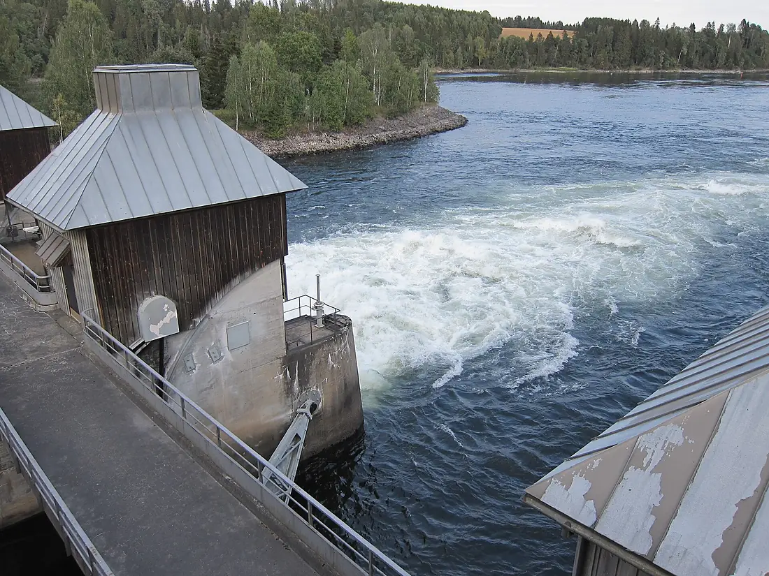 Svanfossen dam2