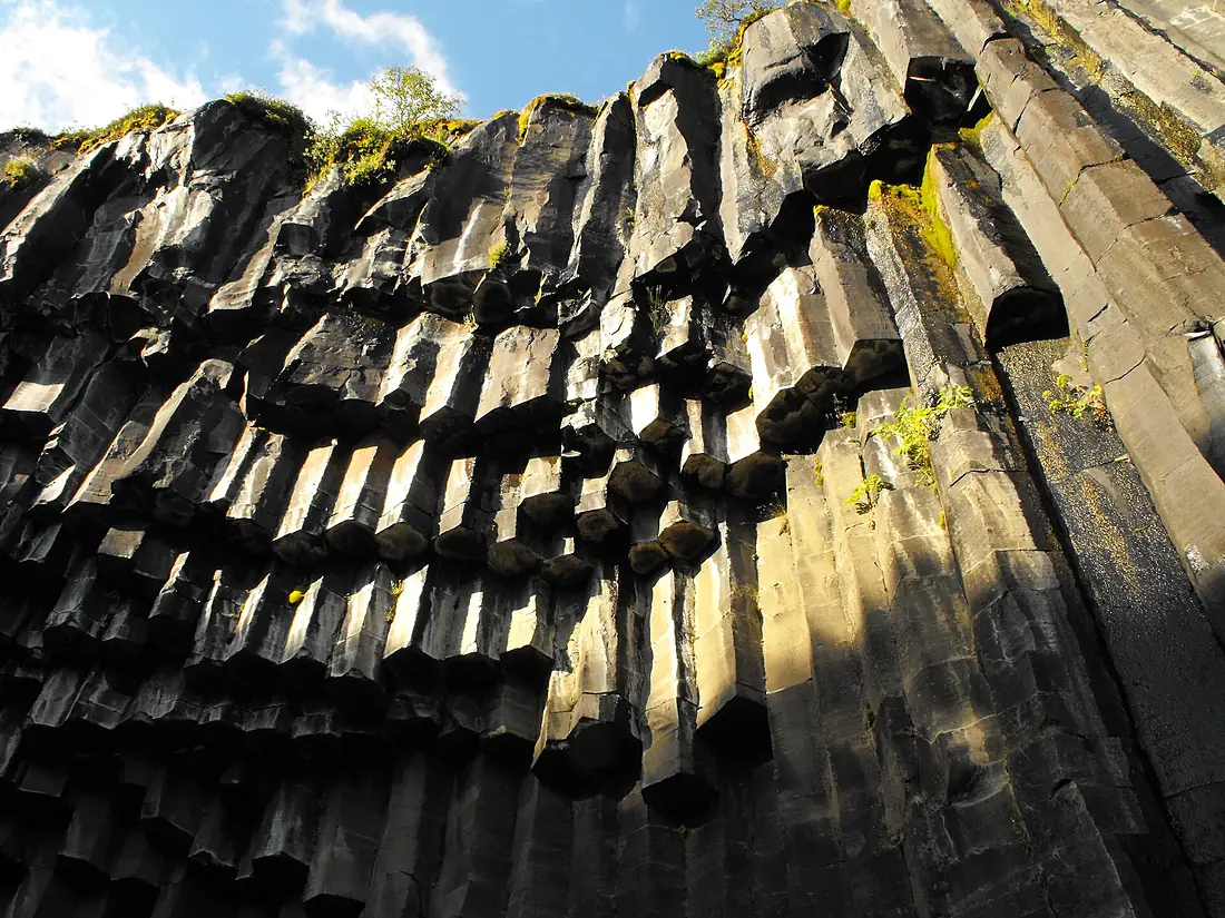 Basalt columns - Svartifoss - Iceland - panoramio