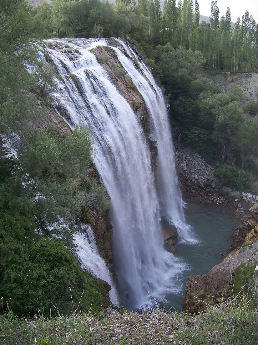 Tortum Waterfall (1)