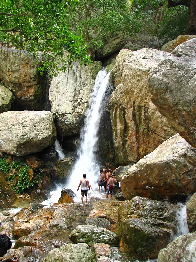 India - Tada Trek 2 - 005 - The 1st falls (1981010421)